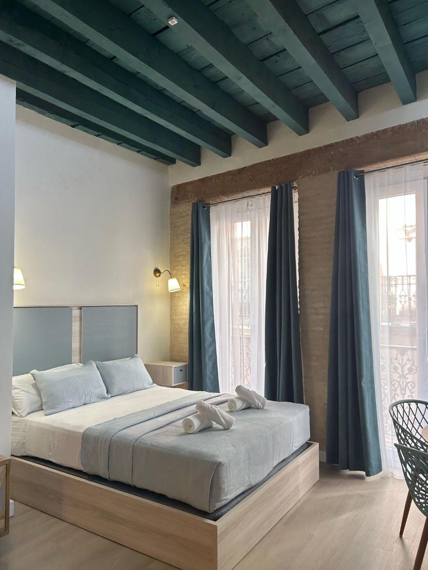 Wonderful In Oldtown * Seville